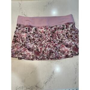 Lululemon Play Off The Pleats Skort in the Blossom Spritz Multi/Pink Chalk -10